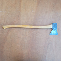 Vintage 3 1/2 lbs Rhineland Pattern Axe, Made in W. Germany