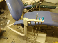 Adec 1021 Decade Dental Chair Dentsply Cavitron Used Equipment