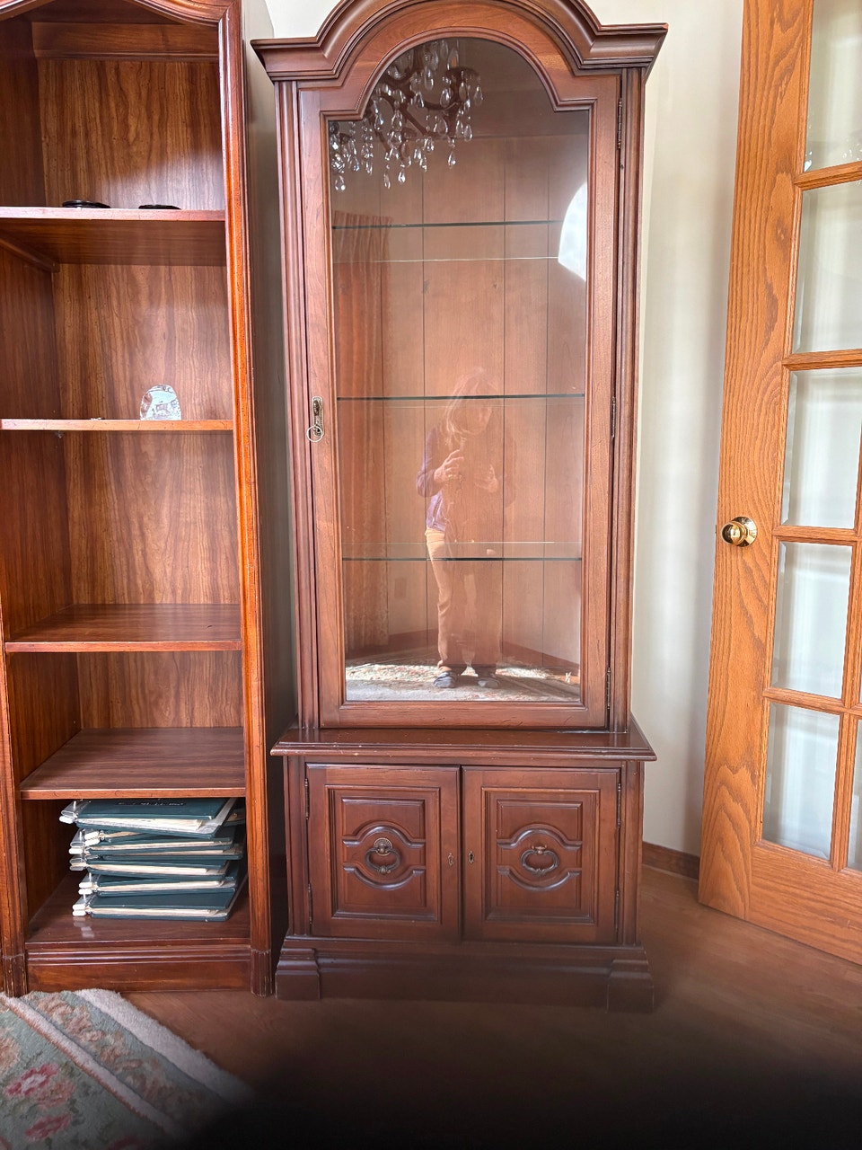 Gun case | Hutches & Display Cabinets | Calgary | Free local ...