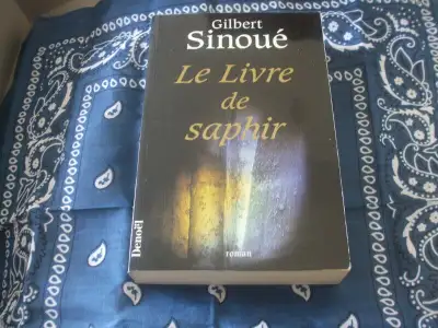 Le livre de Saphir de Gilbert Sinoué (SF), View more
