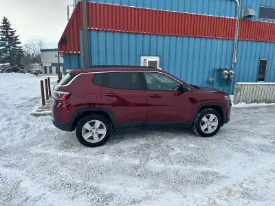 132k kms Brand new Bridgestone blizzak tires Excellent gas mileage Pristine condition!!! This unit i...