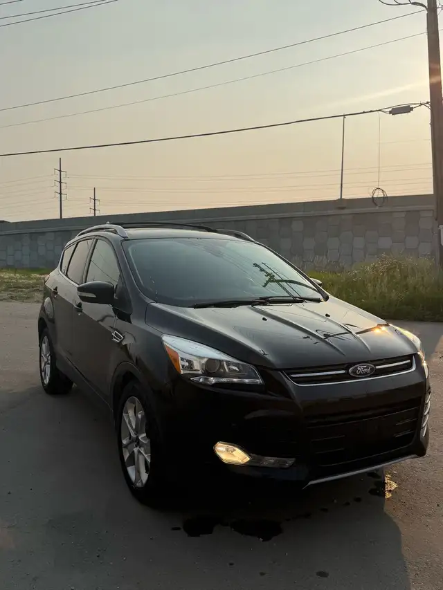 2015 Ford Ecape Titanium 