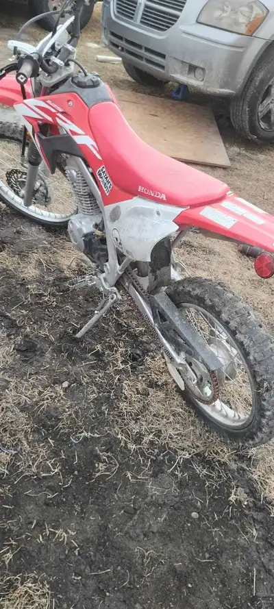 Parting out CRF125FB Dirt bike, "selling as is", if you are interested in rebuilding something of yo...