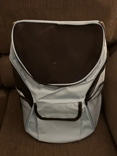 Foldable Mesh Dog Bag. Size Large. 14.2” L X 10.2” W X 15.5” H. Pick up only. No holds. $30. Price i...
