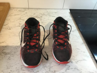 Nike Zoom running shoes men's size 7 - NE Barrie