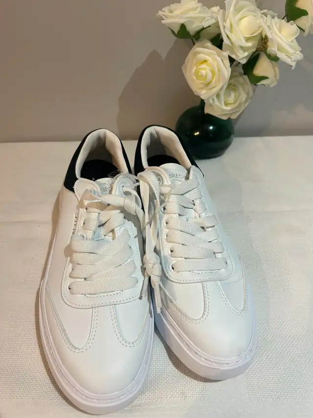 Skechers Cordova Classic Platform Sneakers