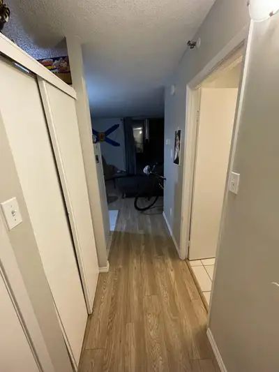 Lease transfer for Bachelor apartment with balcony in beautiful south end of Halifax. Easy walking d...