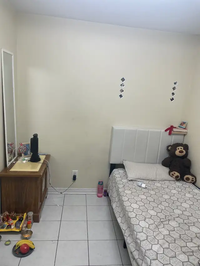 One Bedroom for Rent (for one girl)