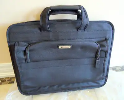 SAMSONITE & SUSEN PRO  LAPTOP CARRYING CASES!, View more