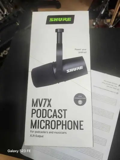 Shure MV7X Podcast Microphone , View more