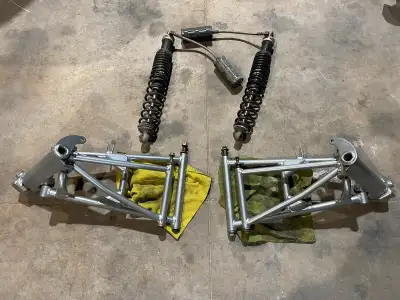 Arctic cat zr zl Zrt Thundercat Snopro A arms & shock the A arms have just been sandblasted & powder...