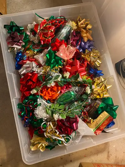 gift ribben bow with Rubbermaid container 26.5L, View more