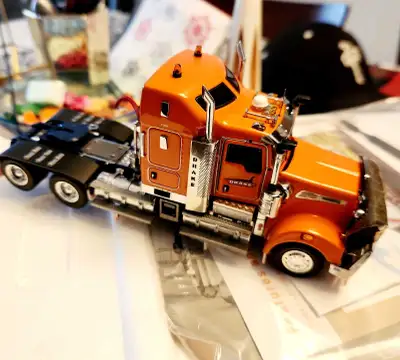 1/50 Drake kenworth t909 with dolly/ 4x8 swing trailer rare, View more