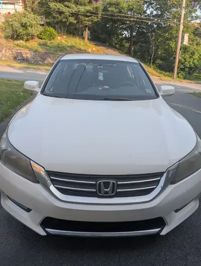 Clean title, second owner, accident free, Automatic transmission, Heated front seats. MVI done last...