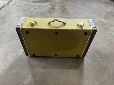 Fender pedal board case medium, View more