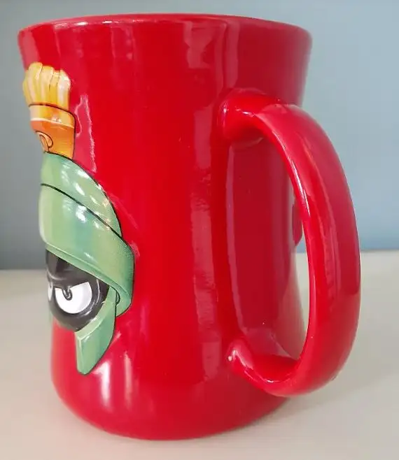Marvin the Martian red embossed 3D coffee mug cup Warner Looney in Arts & Collectibles in Markham / York Region - Image 5
