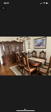  Solid wood dining room set 