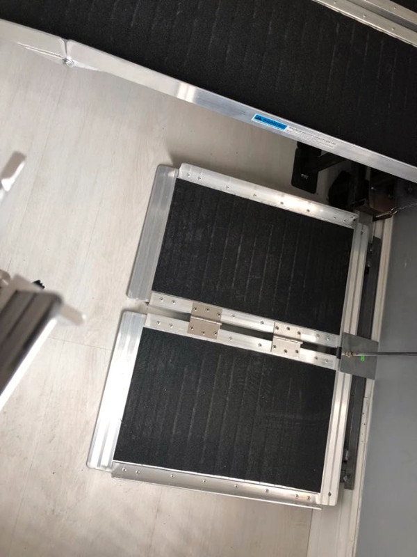 wheelchair ramps with anti slip tape, 600lb cap, NO TAX Health