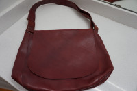 MO851 Leather Bag