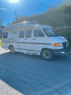 Camper Van Dodge in Ontario - Kijiji™