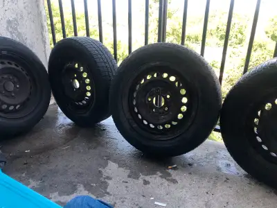 4 Michelin winter tire with rim for sale 195 /65/R15 only good for one season godd for Honda Civic f...