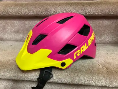 Hi-end Youth Raleigh Bike Helmet, View more