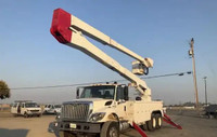 2009 International (7400) with Altec Bucket Unit (A77T)