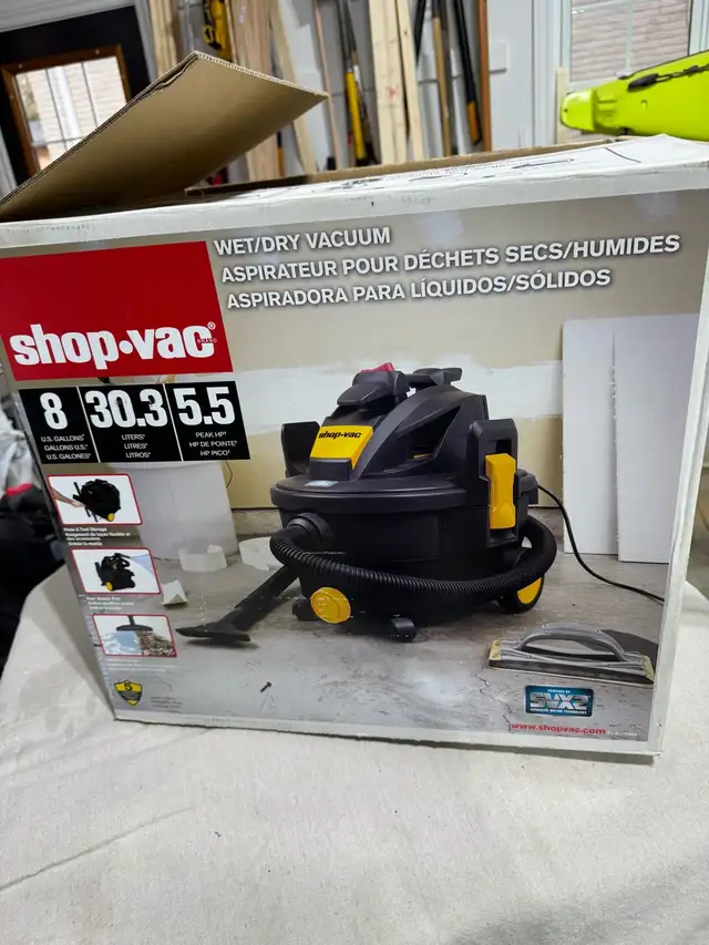 SHOP VAC WET/DRY (8gal, 5.5hp) - Almost New628637324919061222
