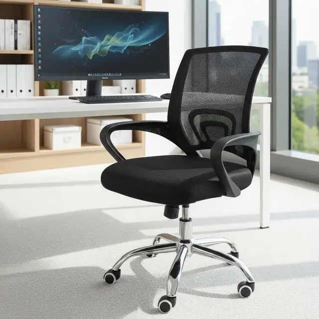Mesh Office Chair in Chairs & Recliners in Markham / York Region - Image 2