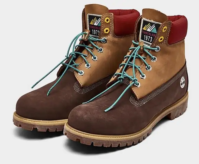 Timerland Boots 6” Premium Size 11.5 in Men's Shoes in Mississauga / Peel Region - Image 2