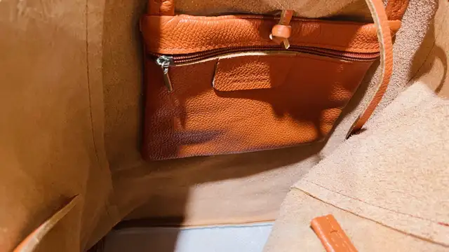 Borse in Pelle Bag in Women's - Bags & Wallets in City of Toronto - Image 4