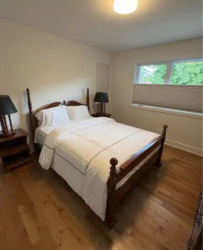 Ensemble meubles chambre à coucher, View more