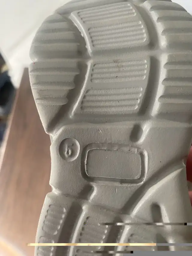 Toddler shoes in Other in Oshawa / Durham Region - Image 3