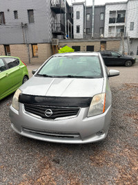 Nissan sentra