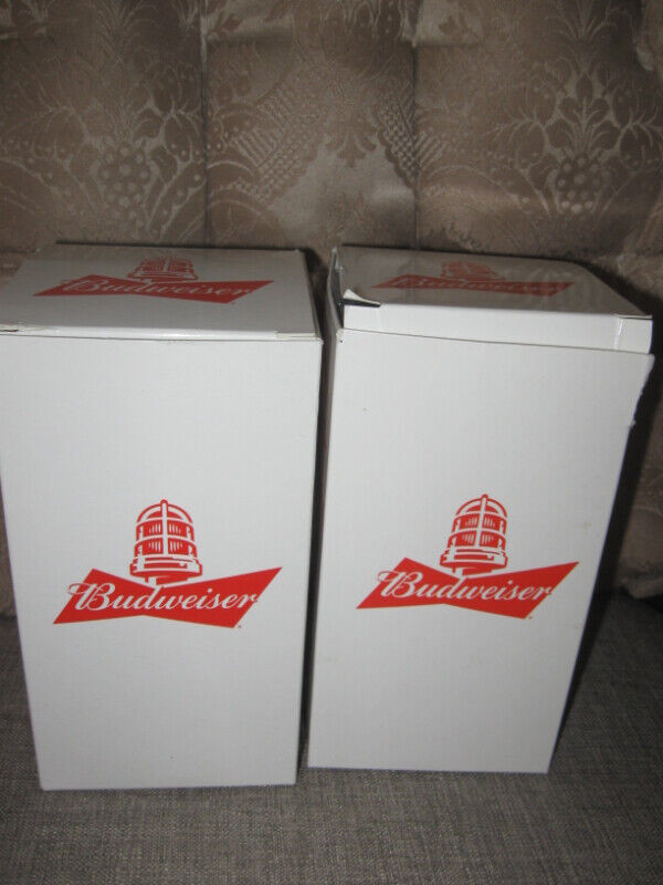 RARE New~BUDWEISER NHL RED LIGHT GOAL-SYNCED GLASSES~Boxed in Arts & Collectibles in Brantford