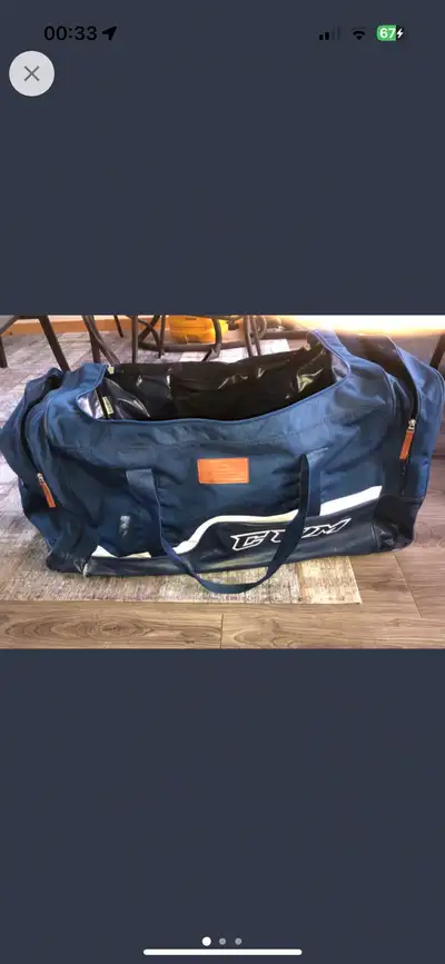 CCM EBP 250 senior hockey bag, View more