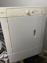 Kenmore Dryer white