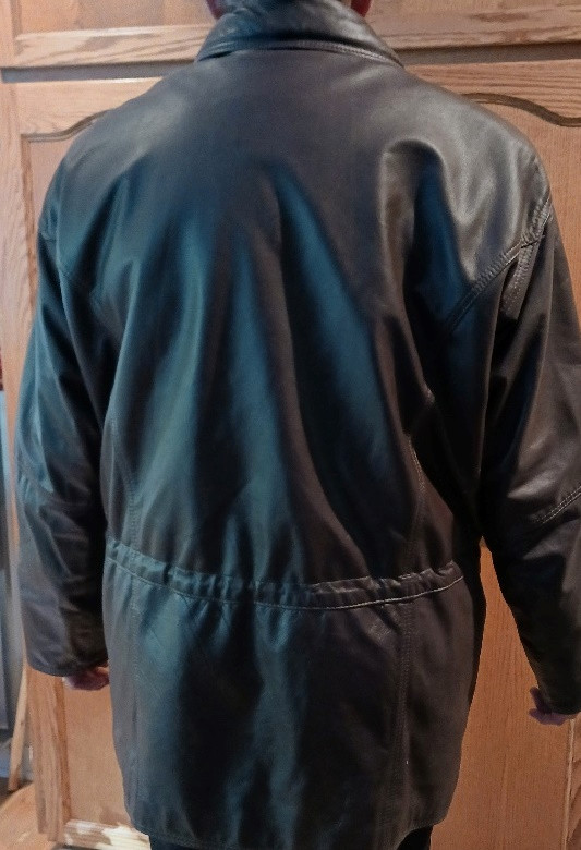 Men's Leather Coat - For Sale in Men's in Campbell River - Image 3