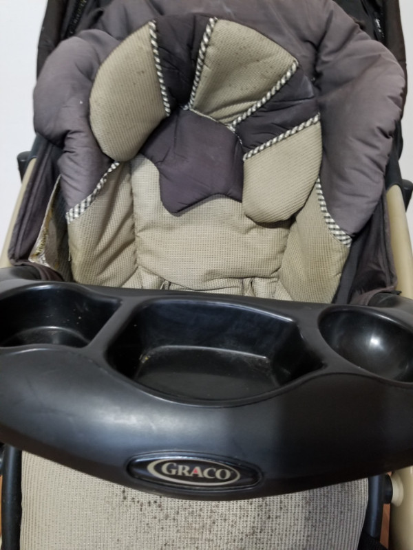 Stroller in Strollers, Carriers & Car Seats in Prince George - Image 3