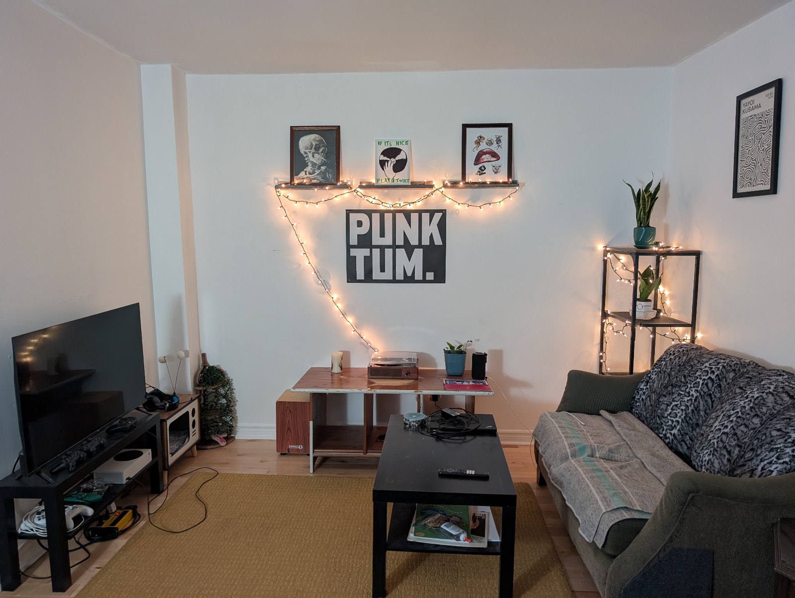 Chambre à louer - Hochelaga - métro Préfontaine / Frontenac — photo 1