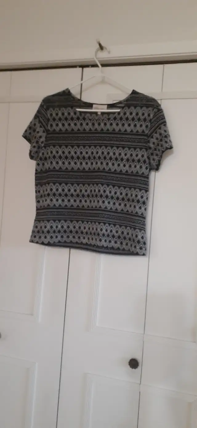 Blouses479098391505807360