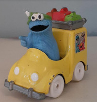 1983 Playskool Sesame Street Cookie Monster Bert Taxi  Diecast