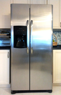 Frigidair  Side by Side Refrigerator