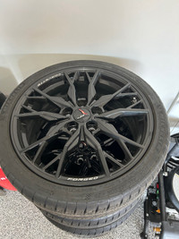 2023 corvette black wheels/tires