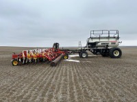 Bourgault 5710 with 6450 cart
