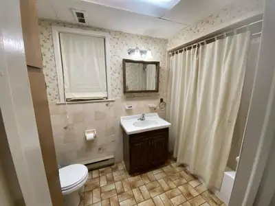 "Main Level Room is available from today at Clarkson near port credit, Mississauga. Walking distance...