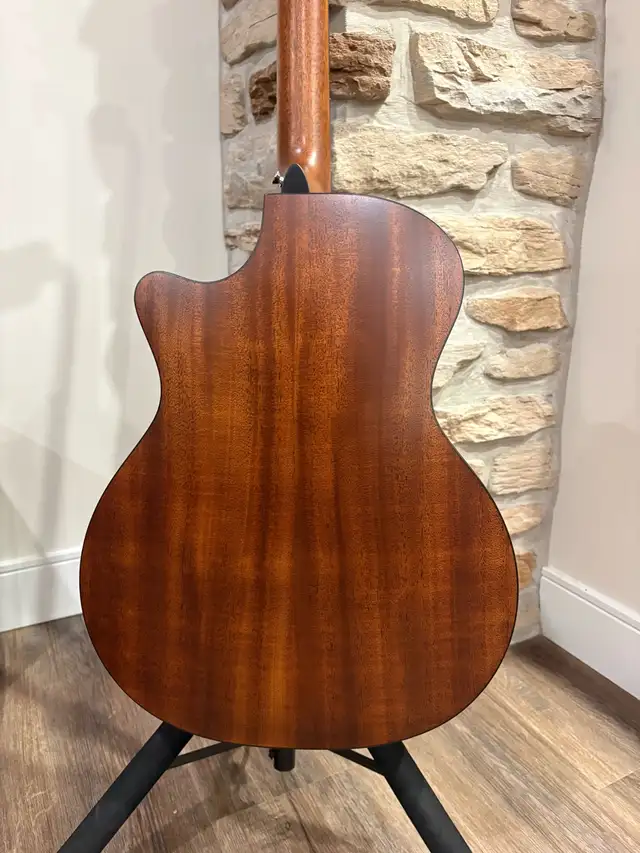 Brand new Martin GPC-16E!577399372907161605