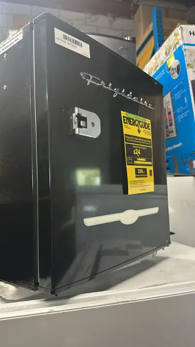 Quality Products Available -Fridge -Mini fridge -Air fryer -Solar Led Lights - Smart Locks -Solar Le...
