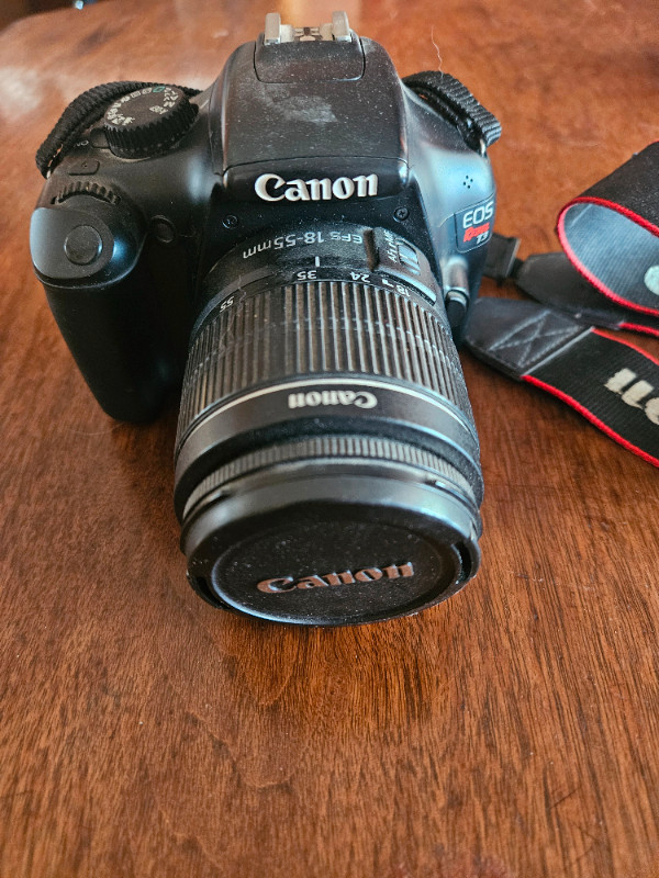 Canon Eos Rebel T3 camera in Cameras & Camcorders in Regina - Image 2