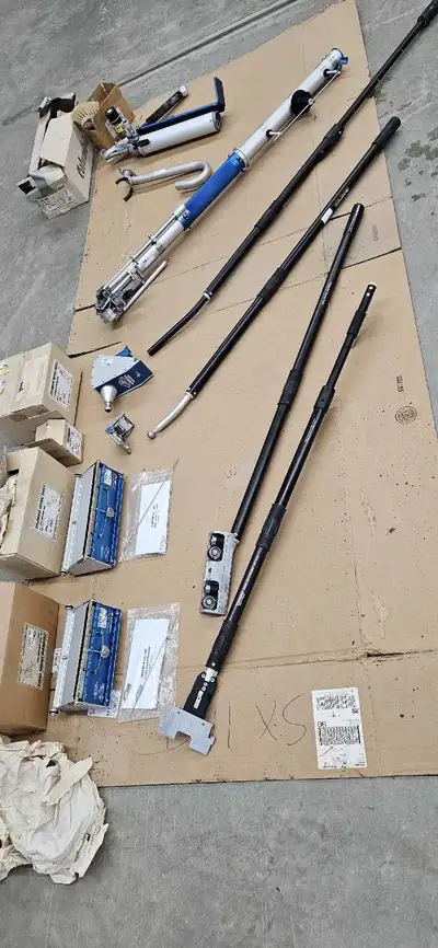 Columbia Bazooka set. Comes complete with original manuals, spare blades and spare cable for taping...